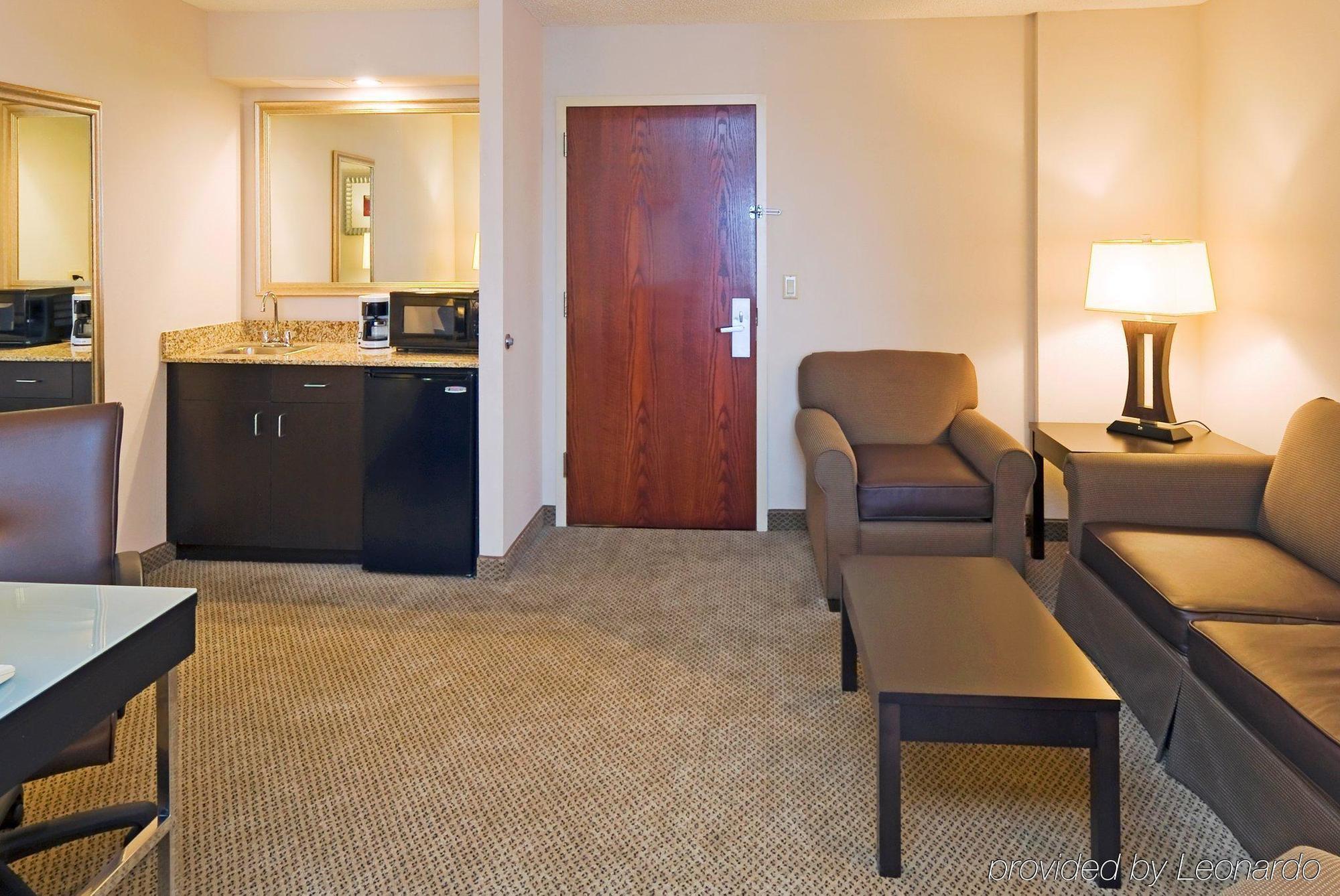 Holiday Inn Express Hotel & Suites Kendall East-Miami By Ihg Beltér fotó