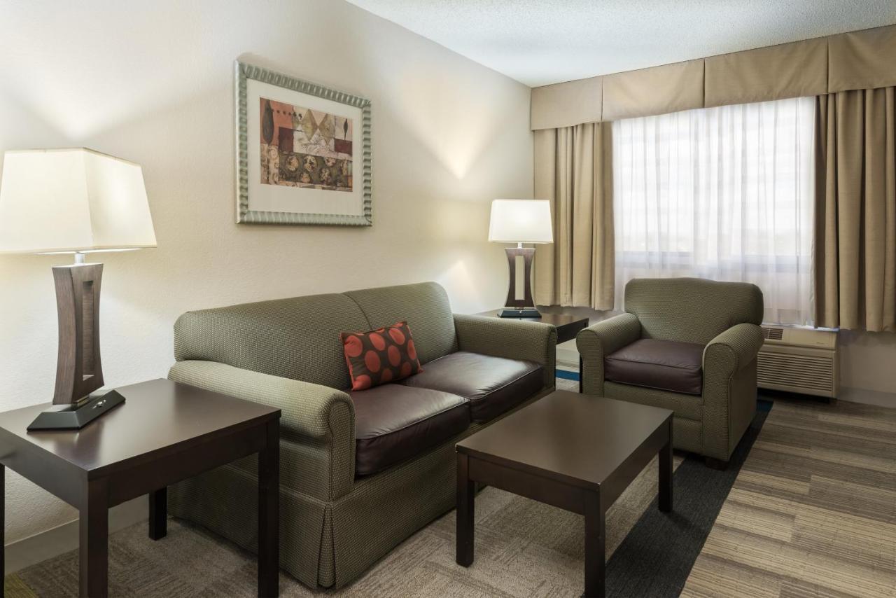 Holiday Inn Express Hotel & Suites Kendall East-Miami By Ihg Kültér fotó